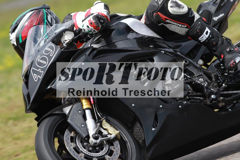Archiv-2022/13 25.04.2022 Plüss Moto Sport ADR/Freies Fahren/469